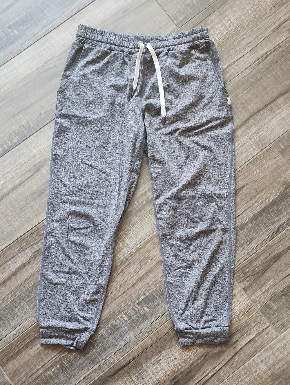 Vuori Performance Joggers Heathered Grey Small